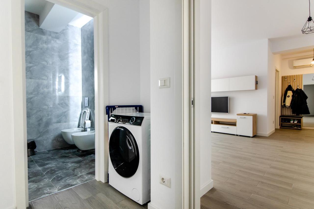 Samplus Central Apartment Craiova Exterior photo